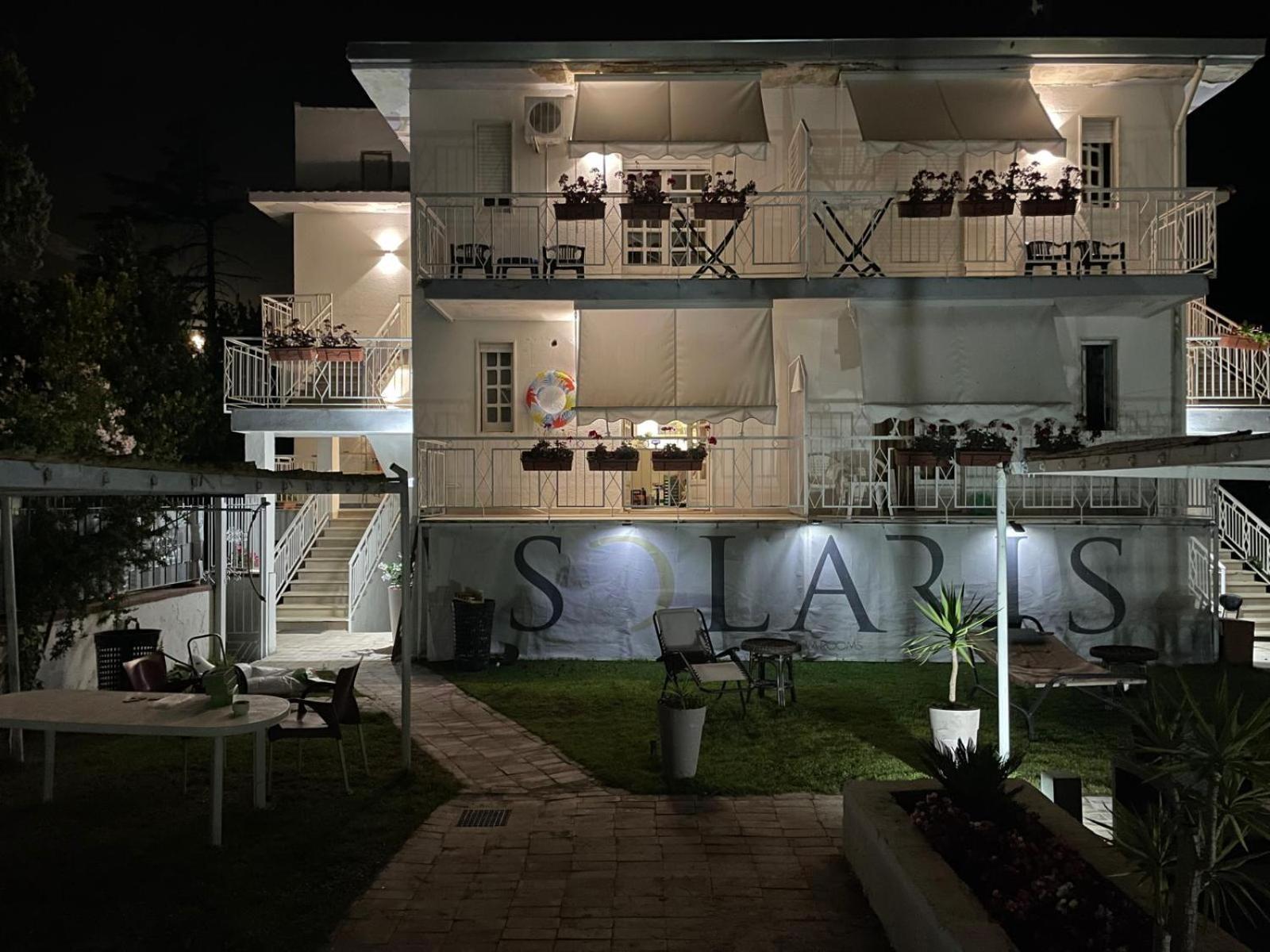 Solaris Paestum Acomodação com café da manhã Exterior foto